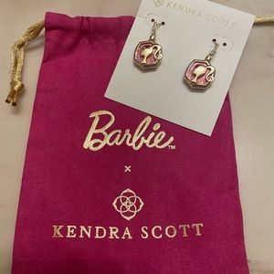 Kendra Scott limited edition Barbie earrings 🩷
